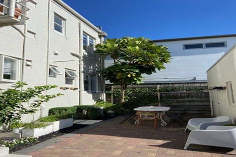 Photo of property in 4/541 Marine Parade, Napier South, Napier, 4110