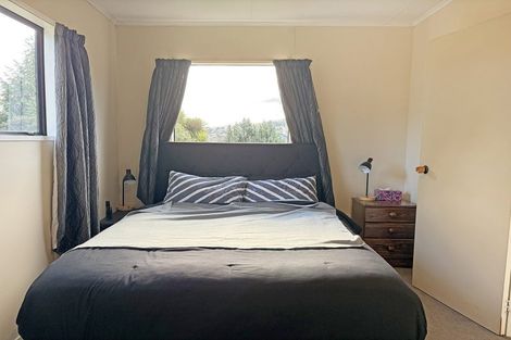 Photo of property in 32 Kirkland Street, Green Island, Dunedin, 9018