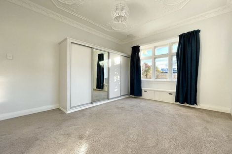 Photo of property in 18 Parkvale Road, Karori, Wellington, 6012