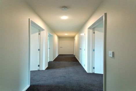 Photo of property in 2 Keeper Close, Woodend, 7610