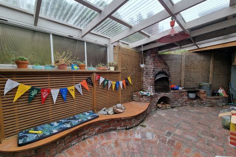 Photo of property in 91 Farnham Street, Mornington, Wellington, 6021