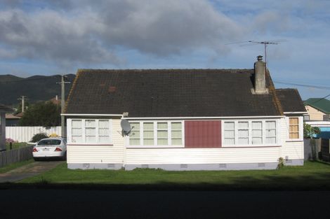 Photo of property in 30 Kowhai Street, Naenae, Lower Hutt, 5011