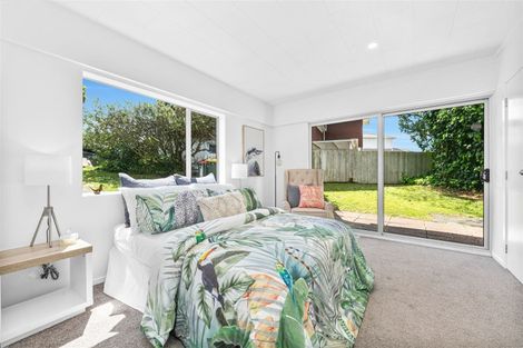 Photo of property in 3/10 Pedersen Place, Bucklands Beach, Auckland, 2012