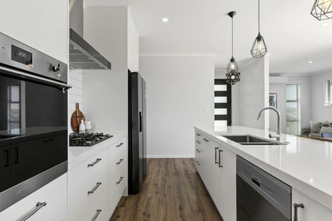 Photo of property in 4 Huria Vista, Pyes Pa, Tauranga, 3112