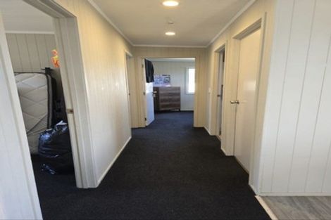 Photo of property in 9 Bettina Place, Manurewa, Auckland, 2102