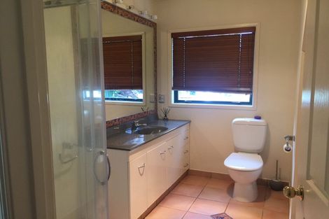 Photo of property in 19 Grammar School Road, Pakuranga, Auckland, 2010