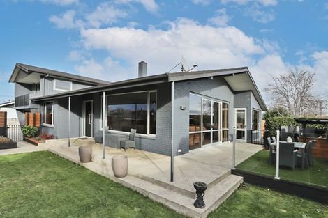 Photo of property in 27 Meldrum Street, Winton, 9720