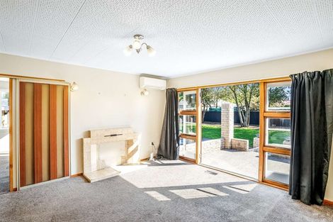 Photo of property in 10 Bellina Place, Broomfield, Christchurch, 8042