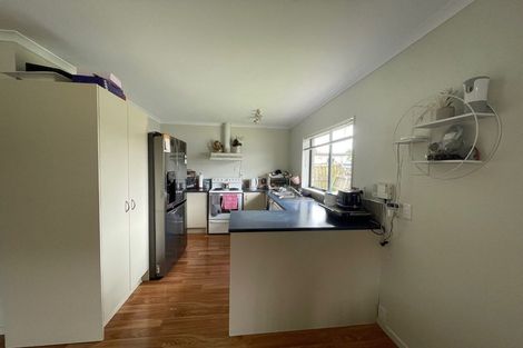 Photo of property in 27c Sturdee Road, Manurewa, Auckland, 2102