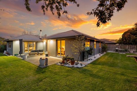 Photo of property in 30 De Castro Drive, Blenheim, 7201