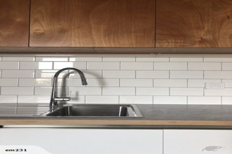 Photo of property in 5b Salmont Place, Kelburn, Wellington, 6012