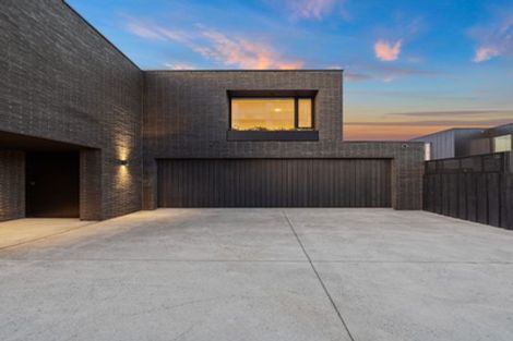 Photo of property in 12 Rhodes Street, Merivale, Christchurch, 8014