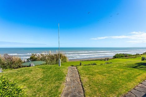 Photo of property in 43 Longbeach Drive, Castlecliff, Whanganui, 4501