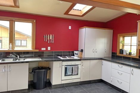 Photo of property in 14 Cadman Street, Dannevirke, 4930