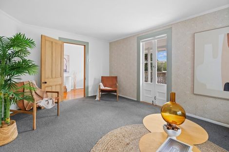 Photo of property in 32 Russell Road, Kensington, Whangarei, 0112