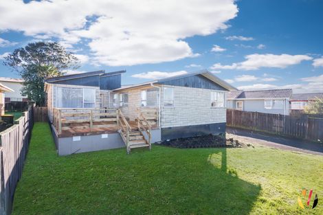 Photo of property in 14 Gambare Place, Wattle Downs, Auckland, 2103