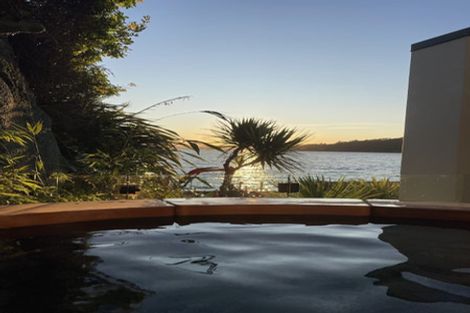 Photo of property in 1/148 Evans Bay Parade, Roseneath, Wellington, 6021