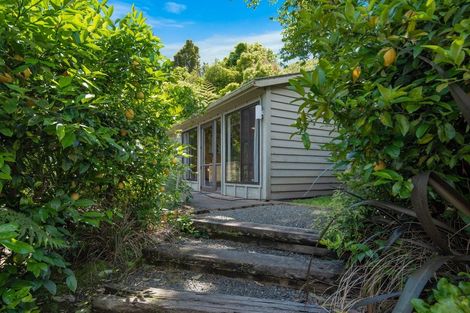 Photo of property in 135 Queen Charlotte Drive, Havelock, Picton, 7281