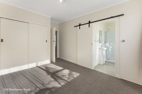 Photo of property in 52 Pinehaven Road, Pinehaven, Upper Hutt, 5019