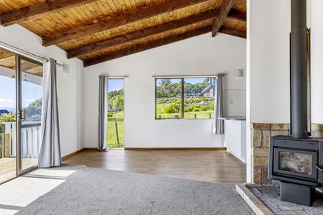 Photo of property in 4 Te Pohue Street, Omori, Turangi, 3381