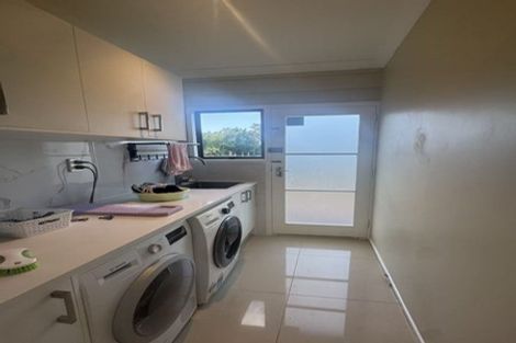 Photo of property in 2/18 Stanley Avenue, Milford, Auckland, 0620
