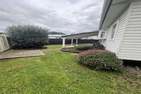 Photo of property in 40 Linwood Drive, Paraparaumu, 5032