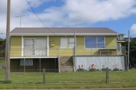 Photo of property in 33 Alamar Crescent, Mangawhai Heads, Mangawhai, 0505