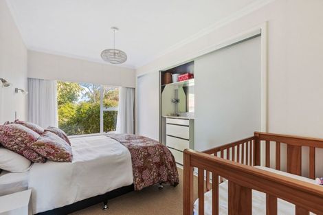 Photo of property in 305 Mangorei Road, Merrilands, New Plymouth, 4312