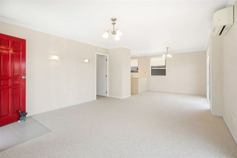 Photo of property in 7/39 Norcross Avenue, Henderson, Auckland, 0612