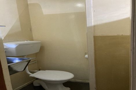 Photo of property in 9 Waiteata Road, Kelburn, Wellington, 6012