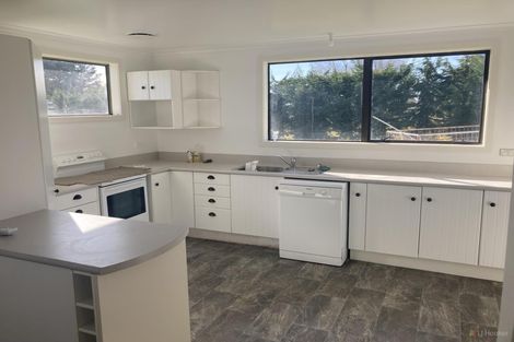 Photo of property in 8-14 Milford Street, Waimate, 7924