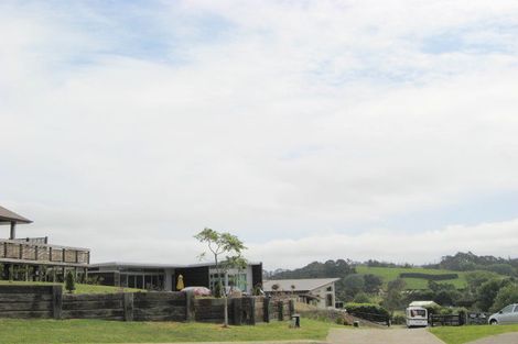 Photo of property in 10 The Rise, Waimauku, 0812