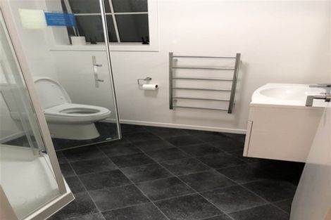 Photo of property in 1 Chiefs Court, Hamilton East, Hamilton, 3216