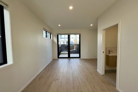 Photo of property in 8/21 Makomako Drive, Orewa, 0931