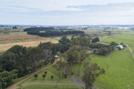 Photo of property in 41 Mcnaughten Road, Karioitahi, Waiuku, 2683