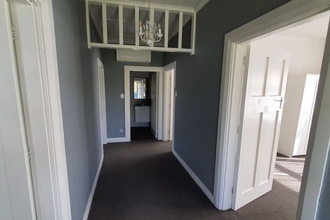 Photo of property in 14 Rhodes Street, Waimate, 7924