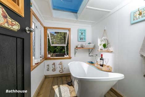 Photo of property in 5 Remu Place, Greenhithe, Auckland, 0632