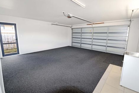 Photo of property in 37 Fraser Colman Grove, Wainuiomata, Lower Hutt, 5014