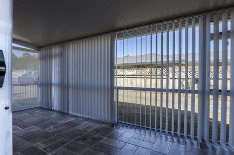 Photo of property in 17b Villa Grove, Paraparaumu, 5032