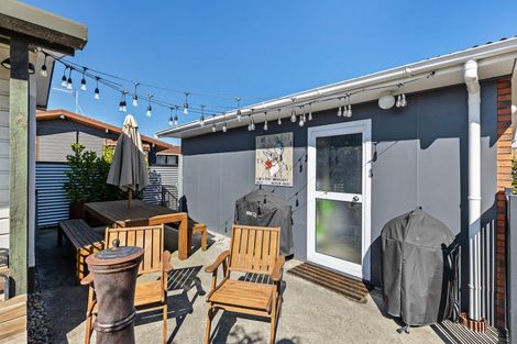 Photo of property in 16 Lockhart Avenue, Milson, Palmerston North, 4414