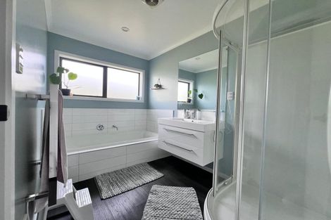 Photo of property in 71 John Burke Drive, Aotea, Porirua, 5024