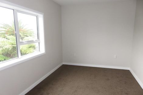 Photo of property in 81 Moorefield Road, Johnsonville, Wellington, 6037