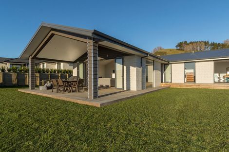 Photo of property in 179 Ballintoy Park Drive, Welcome Bay, Tauranga, 3175