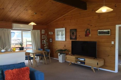 Photo of property in 62 Ngaio Road, Waikanae, 5036