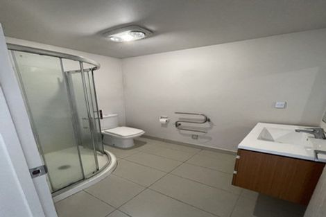 Photo of property in 7 Thornton Road, Milford, Auckland, 0620