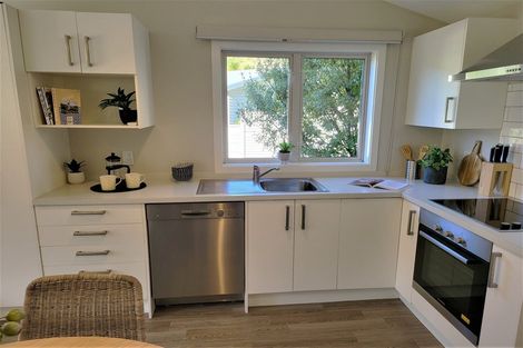 Photo of property in 140 Fraser Avenue, Johnsonville, Wellington, 6037