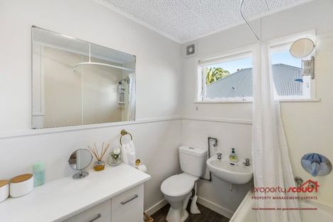 Photo of property in 213 Jervois Road, Herne Bay, Auckland, 1011