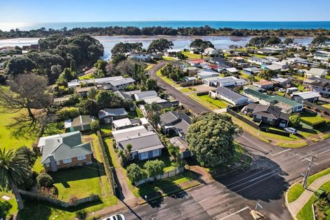 Photo of property in 48a Athenree Road, Athenree, Waihi Beach, 3177