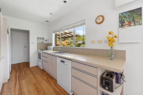 Photo of property in 52 Mckenzie Avenue, Arkles Bay, Whangaparaoa, 0932