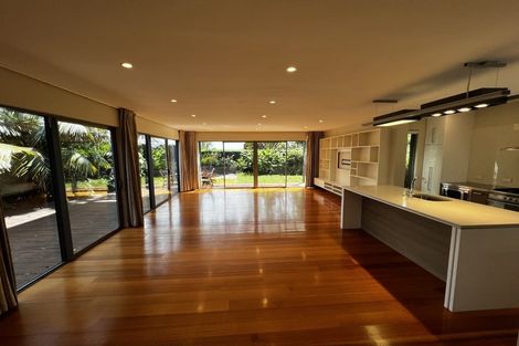 Photo of property in 17 Korau Road, Greenlane, Auckland, 1051